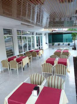 Otel Arinna Park 2*