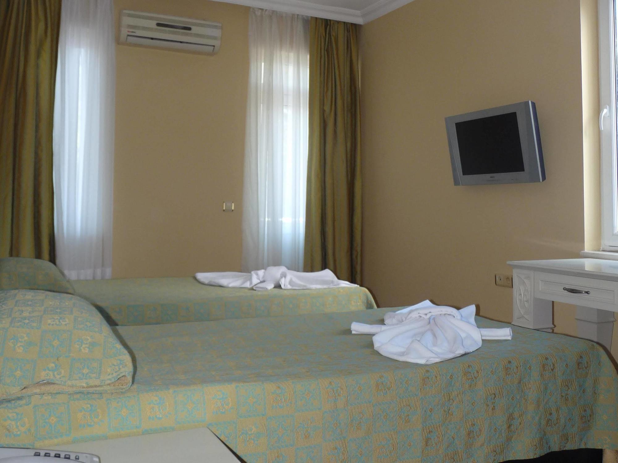 Otel Arinna Park